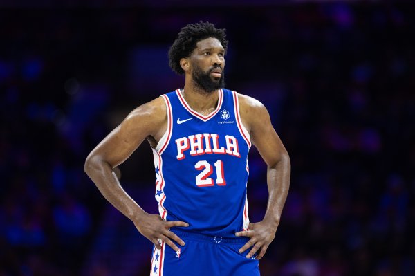 Người truyền thông: Embiid vẫn